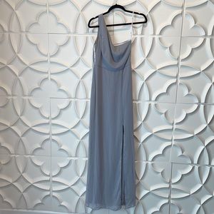 NEW Thread Addison lux chiffon 1 shoulder dress platinum sz 4.  Kk